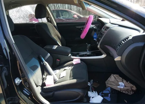 2014 Nissan Altima 2.5 S z USA, uszkodzony, nr VIN 1N4AL3AP3EC293543